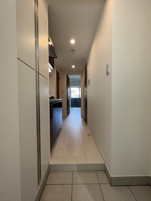 玄関　同タイプ別号室写真