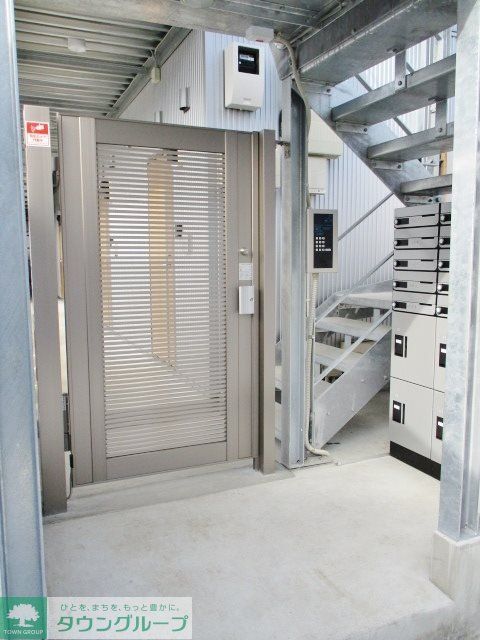 エントランス　エントランス