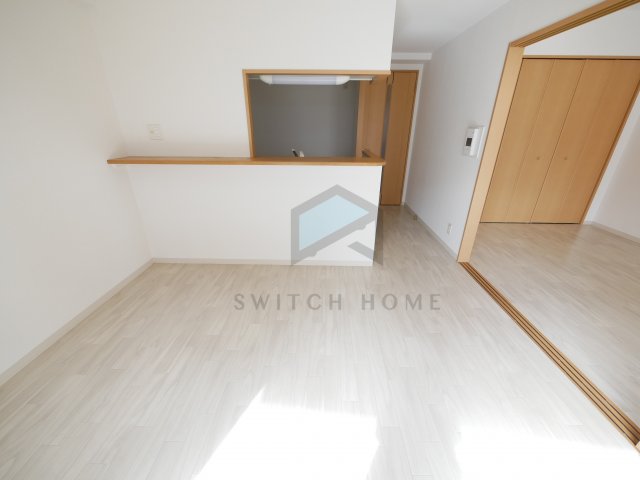 居室・リビング　こちらの居間で趣味の時間をお楽しみください