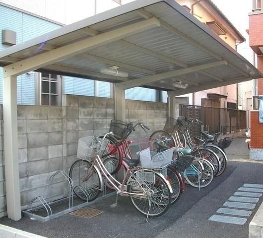 その他共有部分　★屋根付き駐輪場★