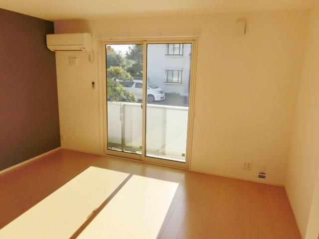 居室・リビング　★広々LDK・南向きなのでとても明るいお部屋です★