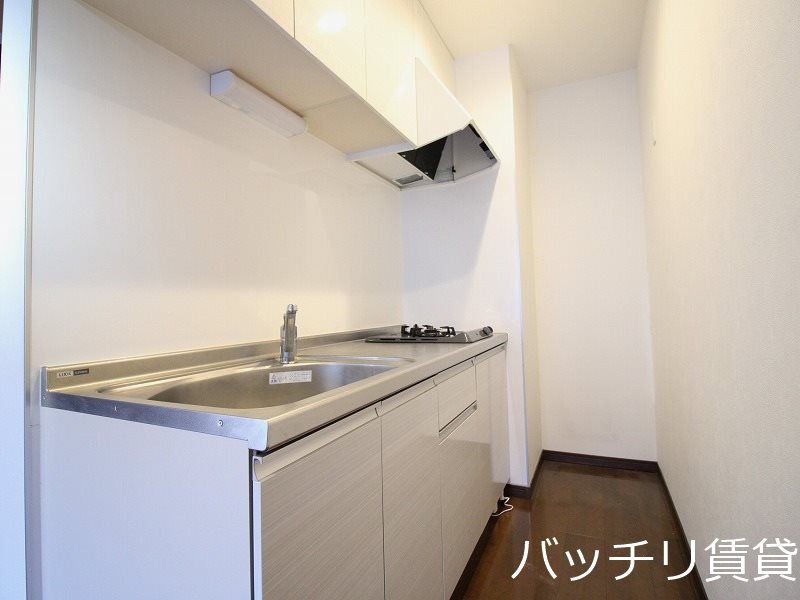 キッチン　画像は同型イメージの為、現況を優先いたします。
