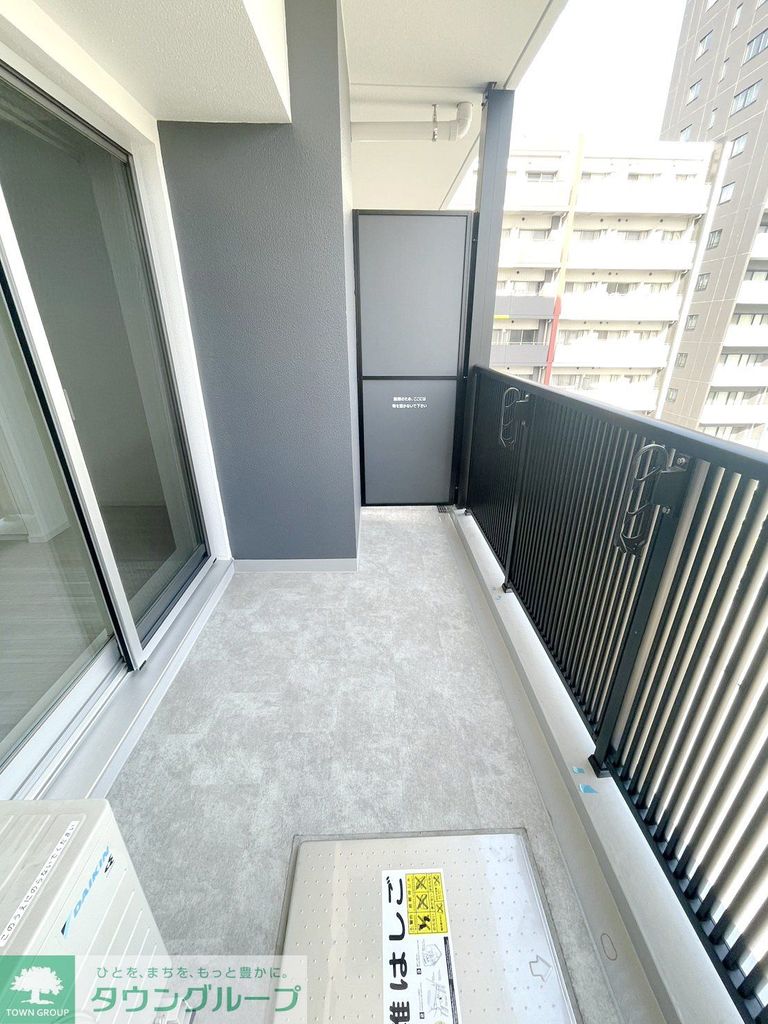 バルコニー　バルコニー