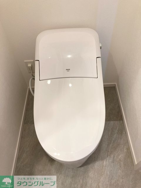 トイレ　※写真は同タイプ住戸です。