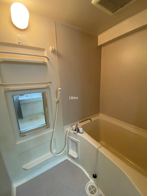 バス・シャワールーム　別部屋のお写真です。ご参考までに！