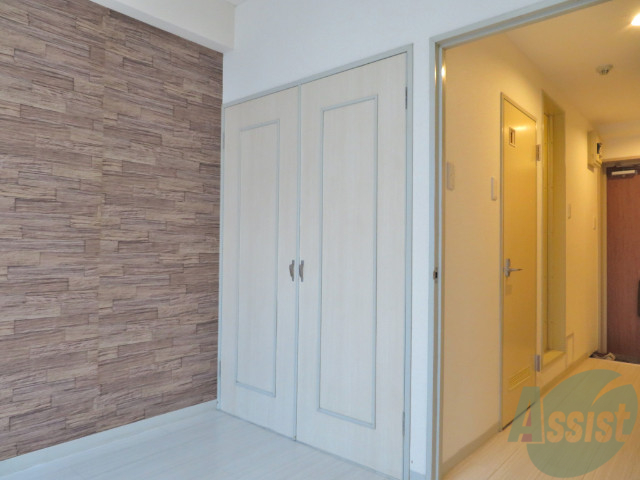 収納　お部屋には大きめのクローゼットがありますね