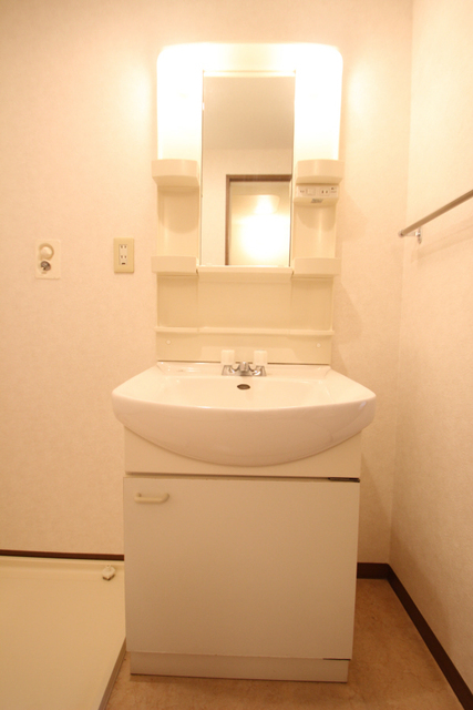 洗面設備　別室の参考写真です。※現況優先