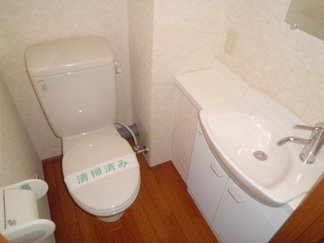 トイレ　清潔感のあるトイレ