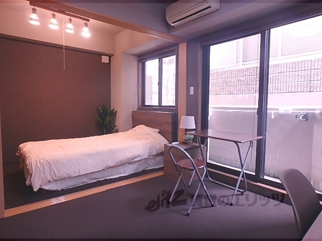 居室・リビング　洋室