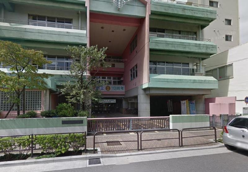 小学校　松葉小学校（小学校）まで350m