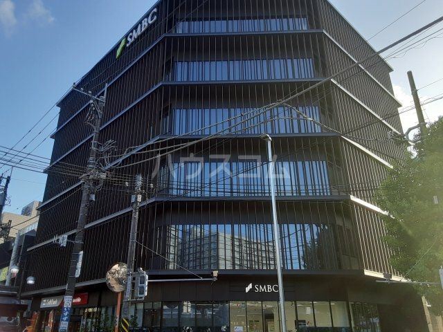 銀行　三井住友銀行 青葉台支店（銀行）まで489m
