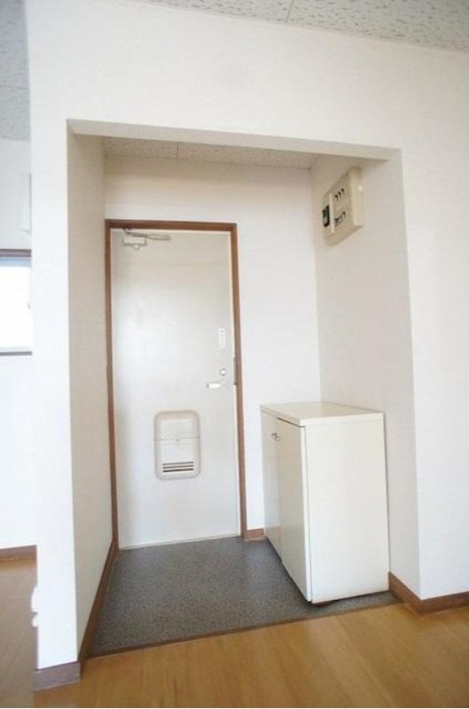 玄関　図面と現状に相違がある場合には現状を優先