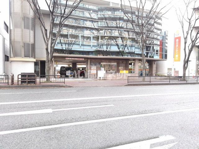 銀行　西日本銀行高宮支店（銀行）まで429m