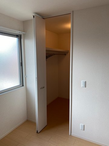 その他部屋・スペース　＊同物件反転タイプ室内写真です。