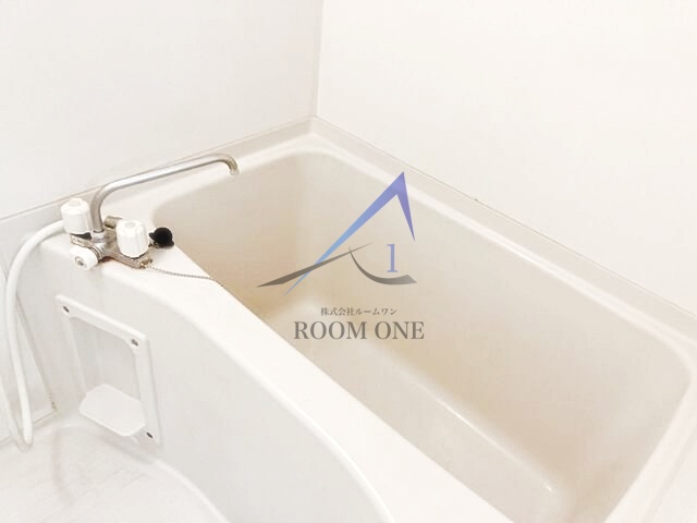 バス・シャワールーム　お風呂です。