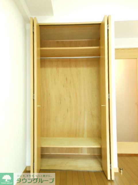 収納　広めのクローゼット ガラ・ステージ目白　外観