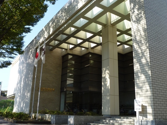 図書館　成田市加良部公民館図書室（図書館）まで913m