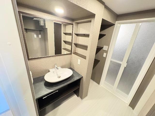 洗面設備　洗髪洗面化粧台