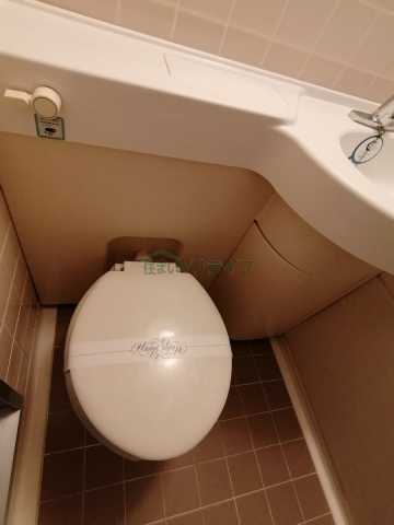 トイレ　※参考写真　同タイプ（間取り）の写真となります。