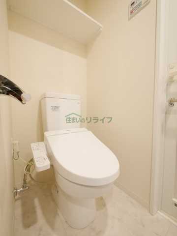 トイレ　プレール・ドゥーク東新宿III