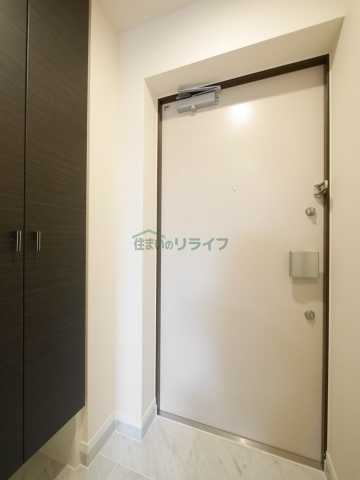 玄関　プレール・ドゥーク東新宿III