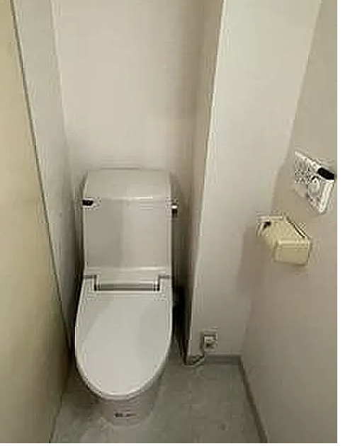 トイレ　同タイプ住戸参照