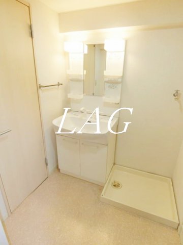 洗面設備　洗面台です。