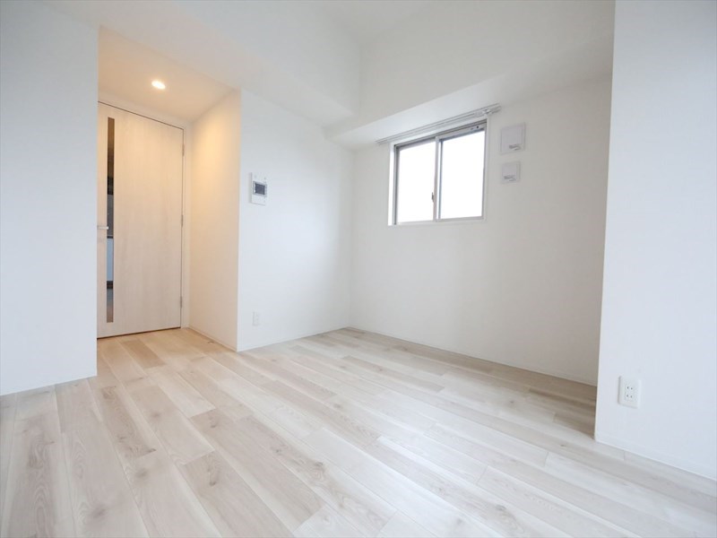 その他部屋・スペース　洋室8.1帖　クローゼット付（収納充実してます）