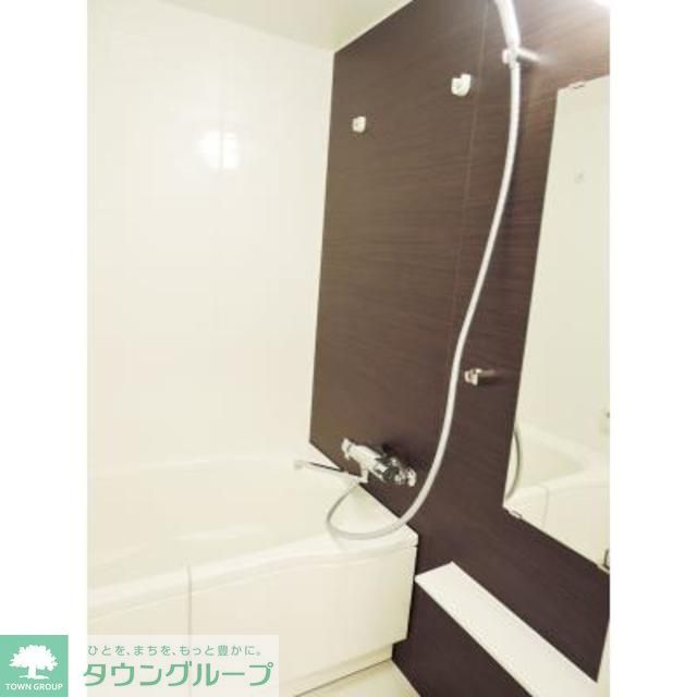 バス・シャワールーム　※写真は同タイプ住戸です。