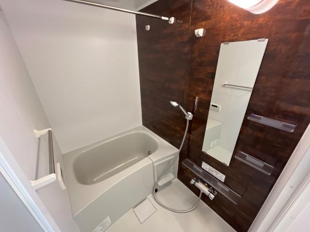 バス・シャワールーム　バス