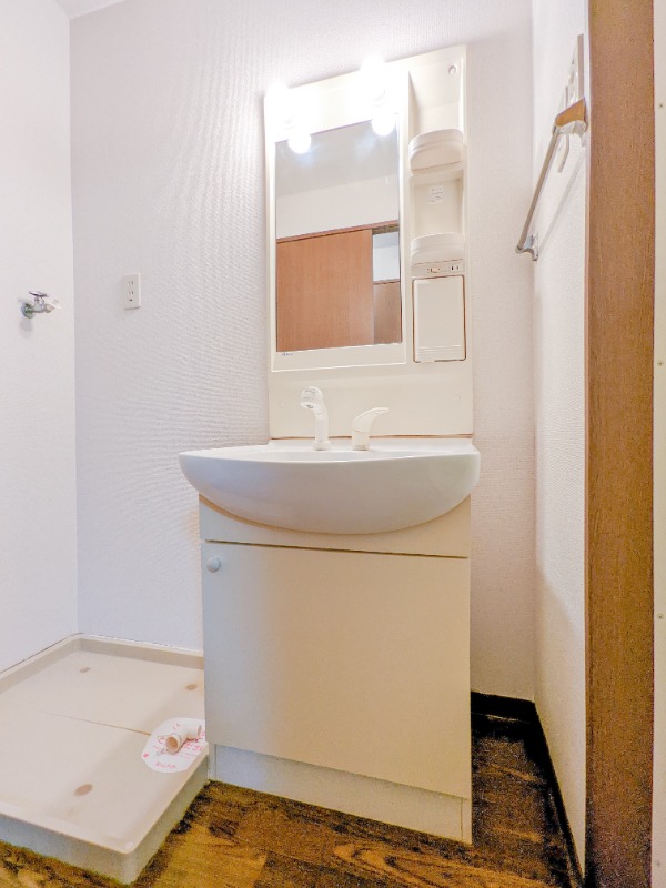 洗面設備　図面と現状に相違がある場合には現状を優先