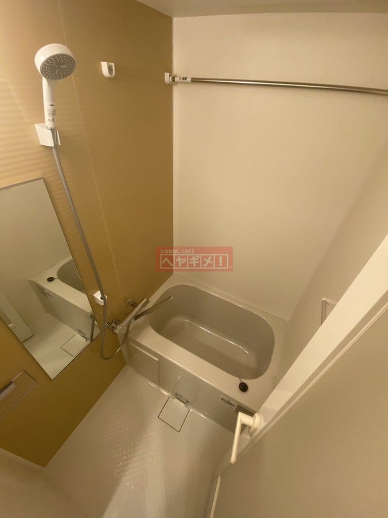 バス・シャワールーム　バス