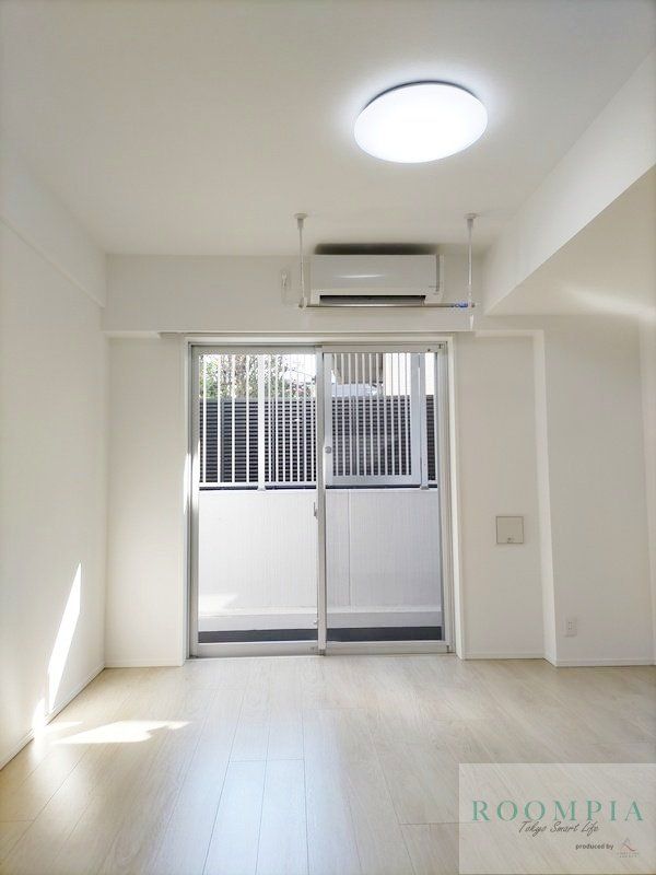 居室・リビング　同タイプの別のお部屋です