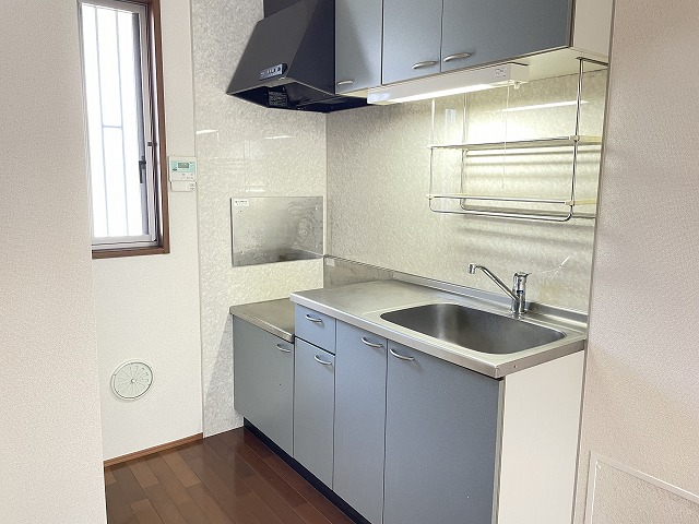 キッチン　2口ガスコンロ設置可　　キッチン