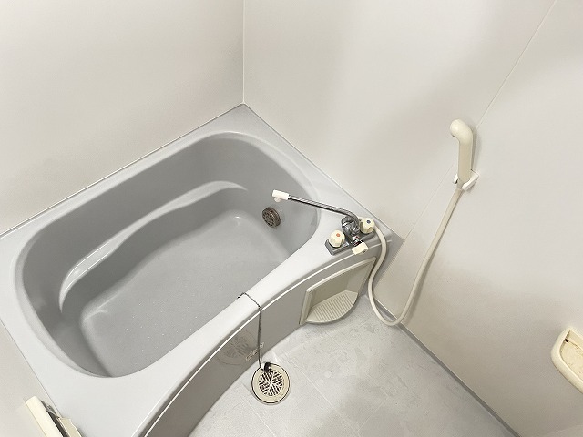 バス・シャワールーム　給湯式バスルーム