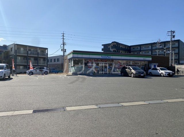コンビニ　ファミリーマート 福岡元岡店（コンビニ）まで2007m