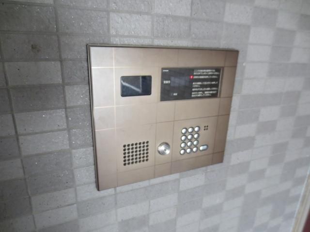 エントランス　★TVモニター付きオートロック★