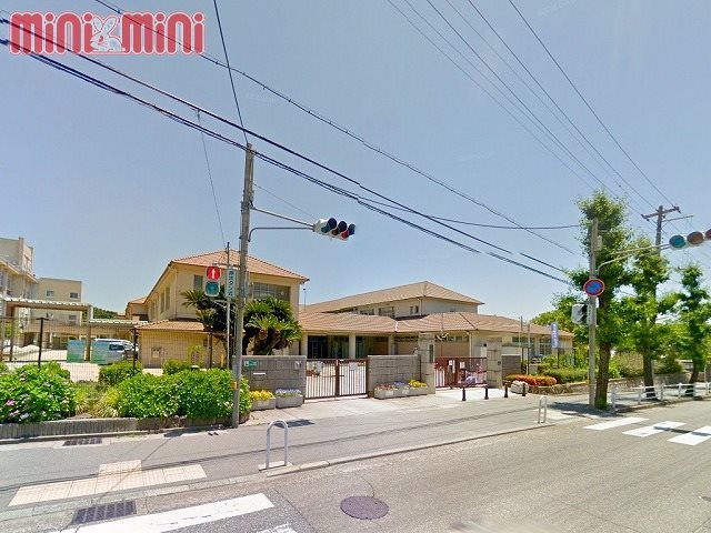 小学校　神戸市立住吉小学校（小学校）まで736m