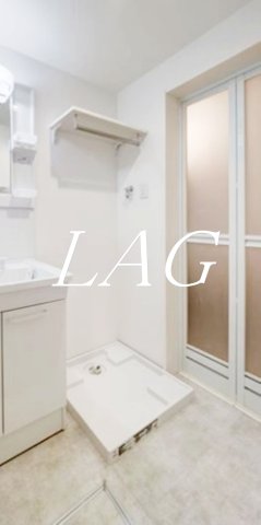 その他設備　室内洗濯機置場になります。