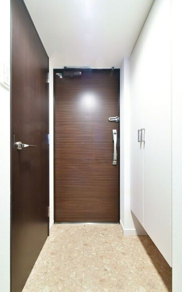 玄関　初期費用分割可★ご希望の場所まで無料送迎サービス付♪