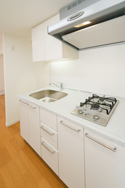 キッチン　※写真は同タイプ住戸です。