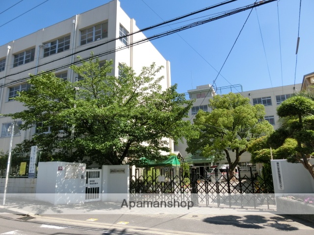 小学校　高槻市立清水小学校（小学校）まで400m