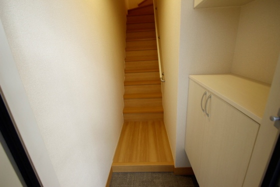玄関　※別部屋の写真です