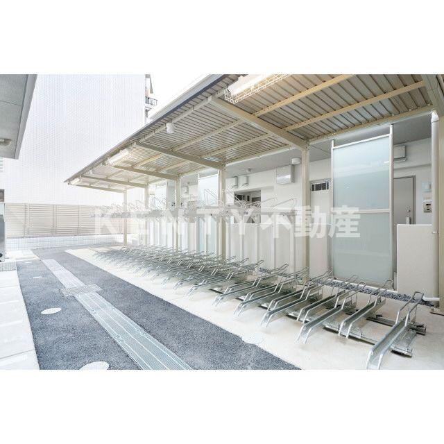 その他共有部分　ゆったり過ごせるリビングです