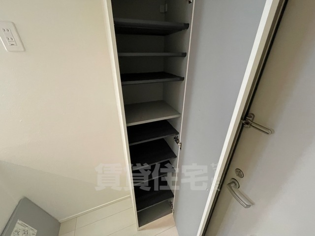 玄関　同建設会社別物件