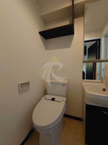 トイレ　AXAS高田馬場