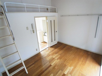 居室・リビング　同一物件参考写真