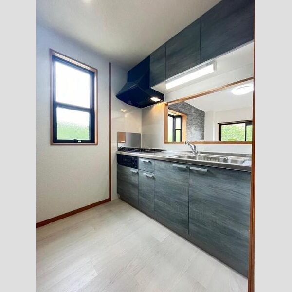 キッチン　キッチン(イメージ）