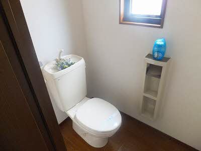 トイレ　別号室の写真です