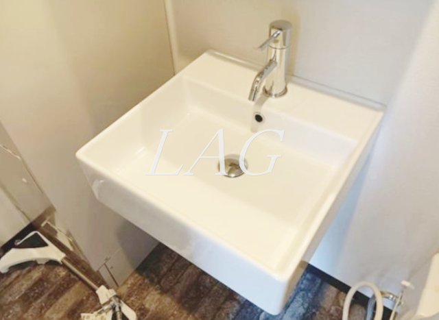 洗面設備　独立洗面台です。